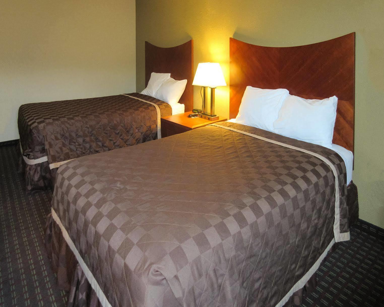 Dakota Pines Inn Rapid City Luaran gambar